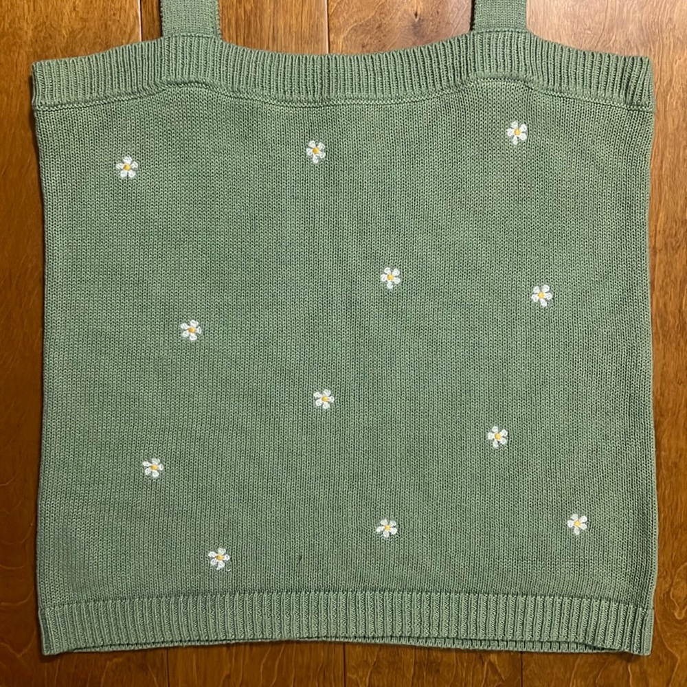 LOFT Outlet Floral Embroidered Knit Tank Top Size S Green Cottagecore Romantic - Picture 4 of 10